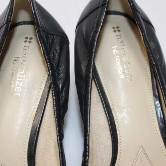 Naturalizer N5 Comfort Genuine Leather Solid Black Kitten Heels - Picture 6 of 11